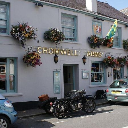 The Cromwell Arms Inn 보비트래시 외부 사진
